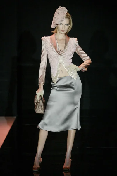 Look 12